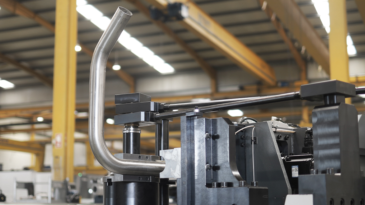 curvadoras-de-tubo-cnc-totalmente-eletric-eMOB80