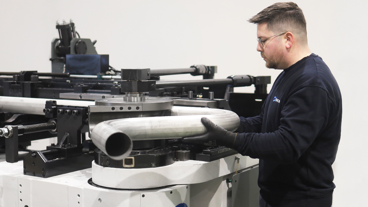 maquina-de-curvar-tubo-cnc-CH120-booster-10